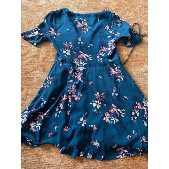 Lulu’s Teal Blue Floral Print Ruffle Wrap Dress M - Picture 6 of 9